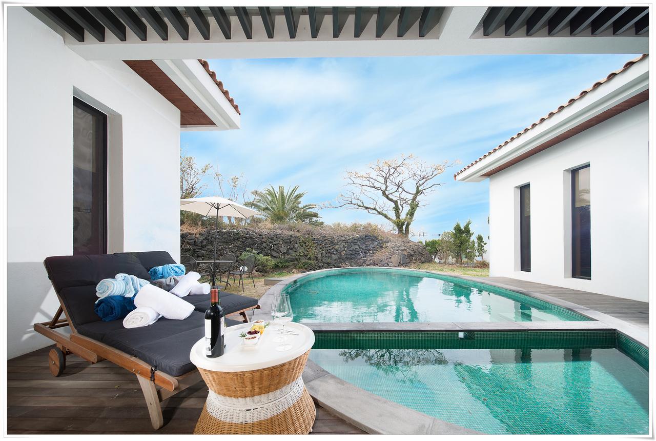 Libentia Hotel & Pool Villa Jeju Exterior photo